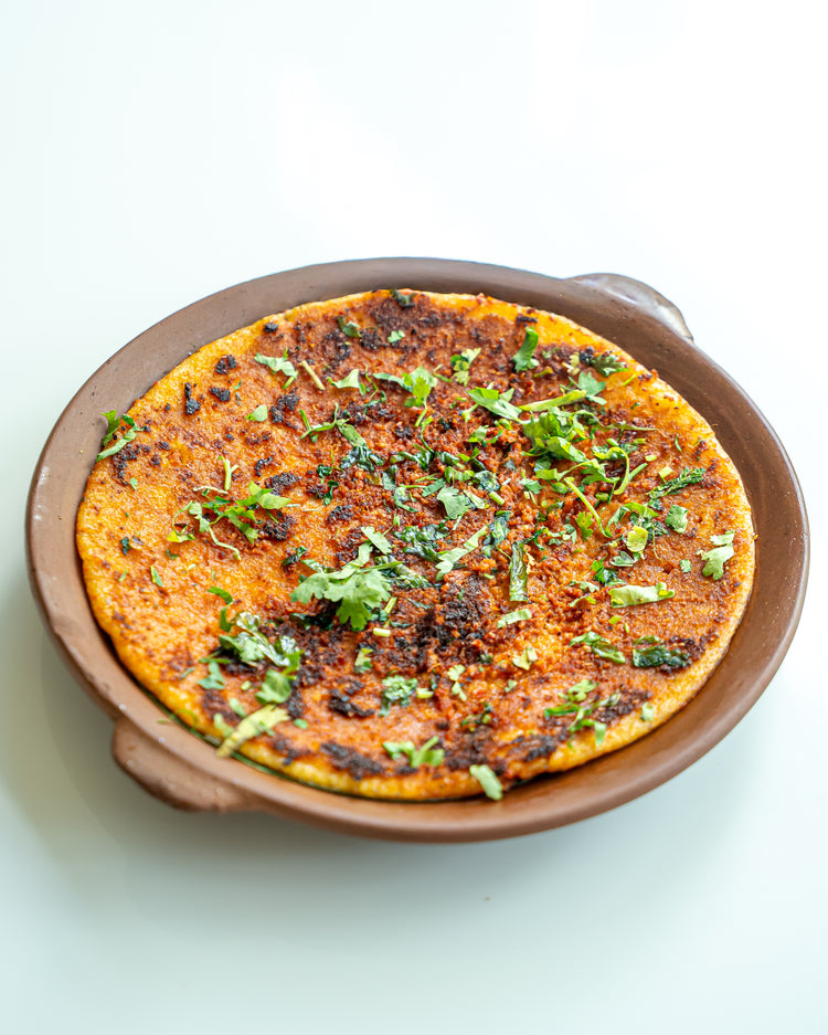 Garlic roast / tomato / onion uttapam